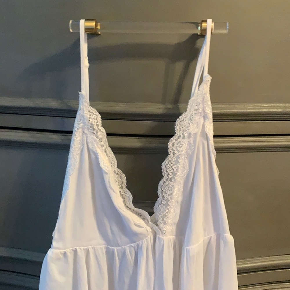 White lace tank
